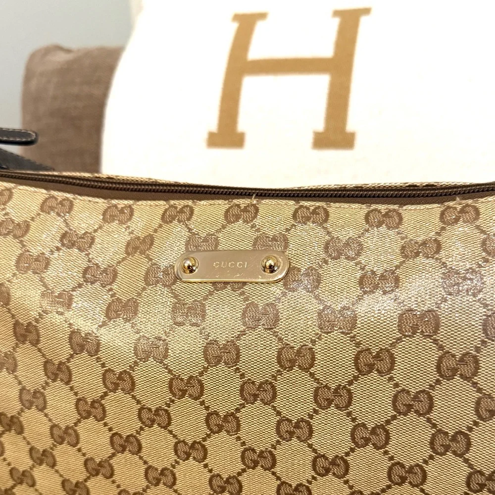 Authentic Gucci GG Crystal Messenger Bag brown monogram coated canvas unisex